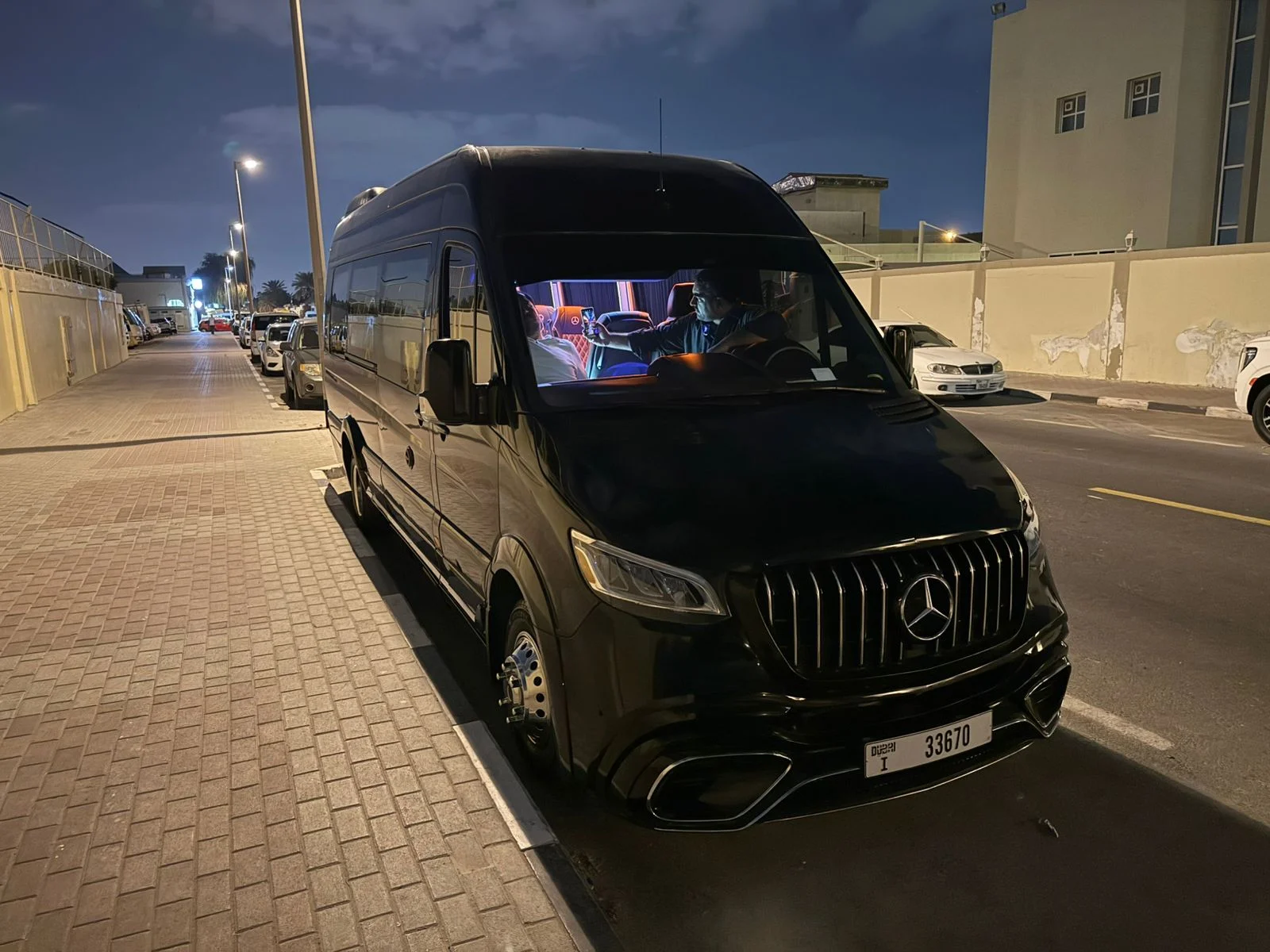 Sprinter 18-Seater gallery image