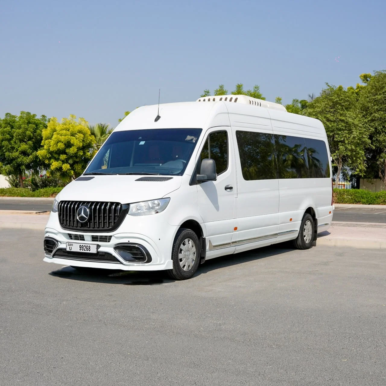 Mercedes-Benz Sprinter White 13-Seater main gallery image