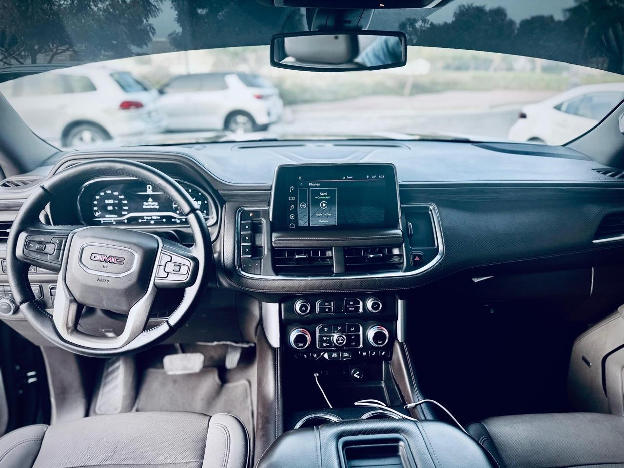 GMC Yukon gallery image